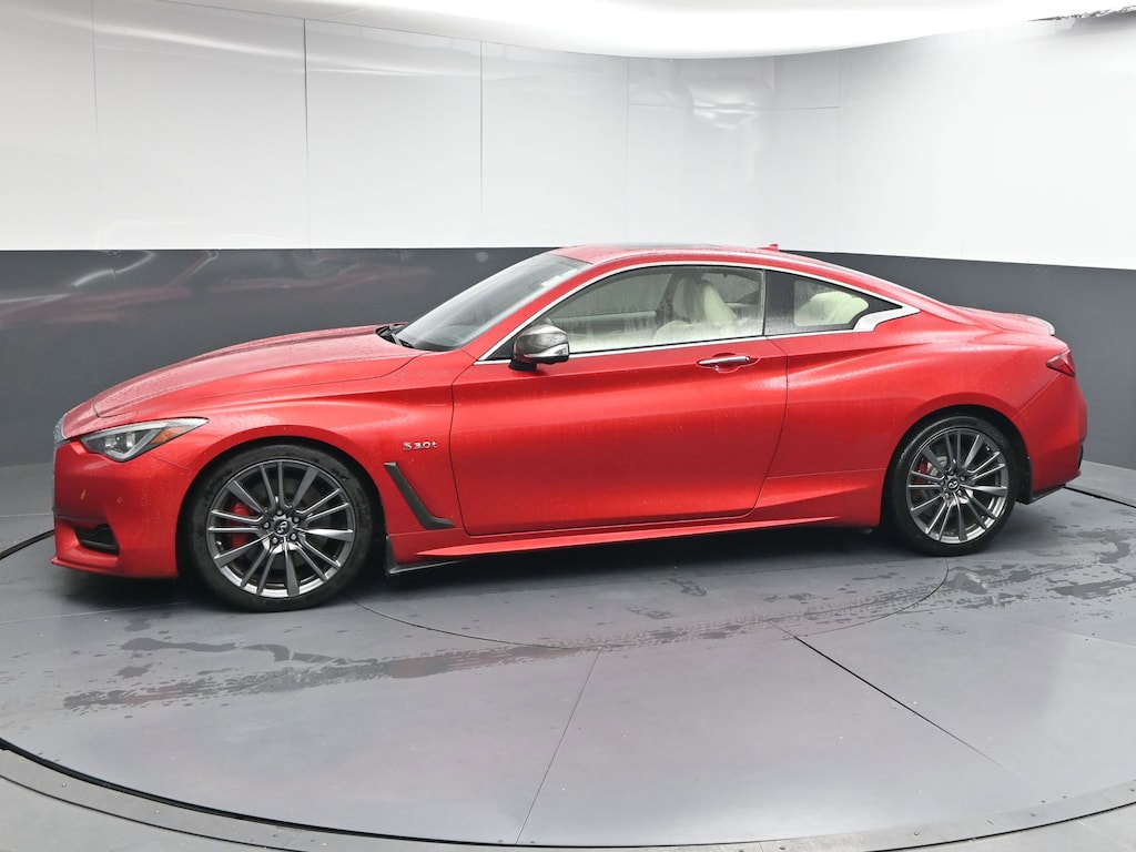 Used 2017 INFINITI Q60 3.0t Red Sport 400 Coupe