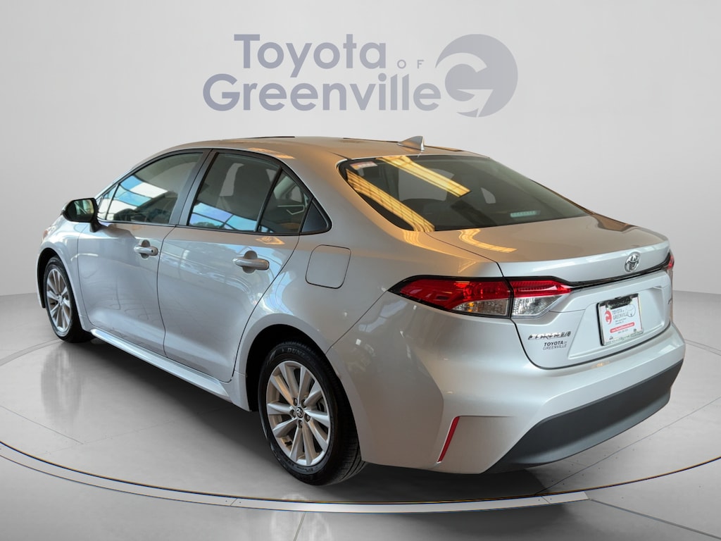 Certified 2025 Toyota Corolla LE Sedan