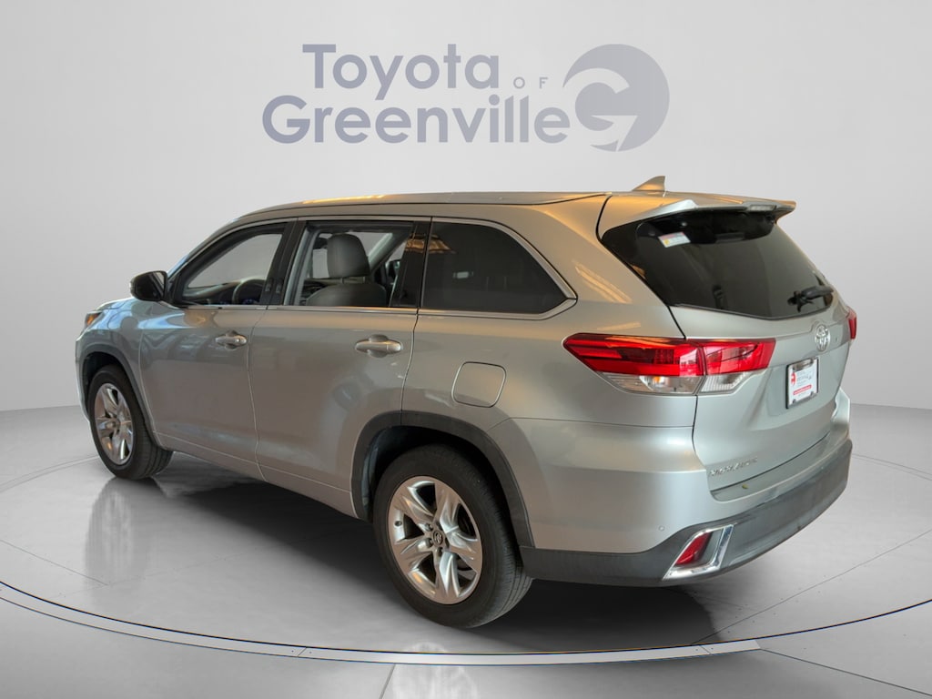 Used 2019 Toyota Highlander Limited V6 SUV