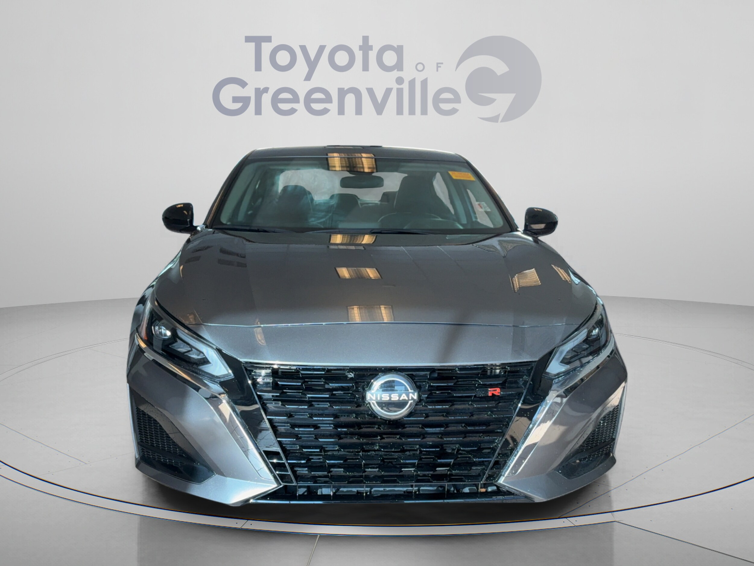 2024 Nissan Altima SR - Photo 8