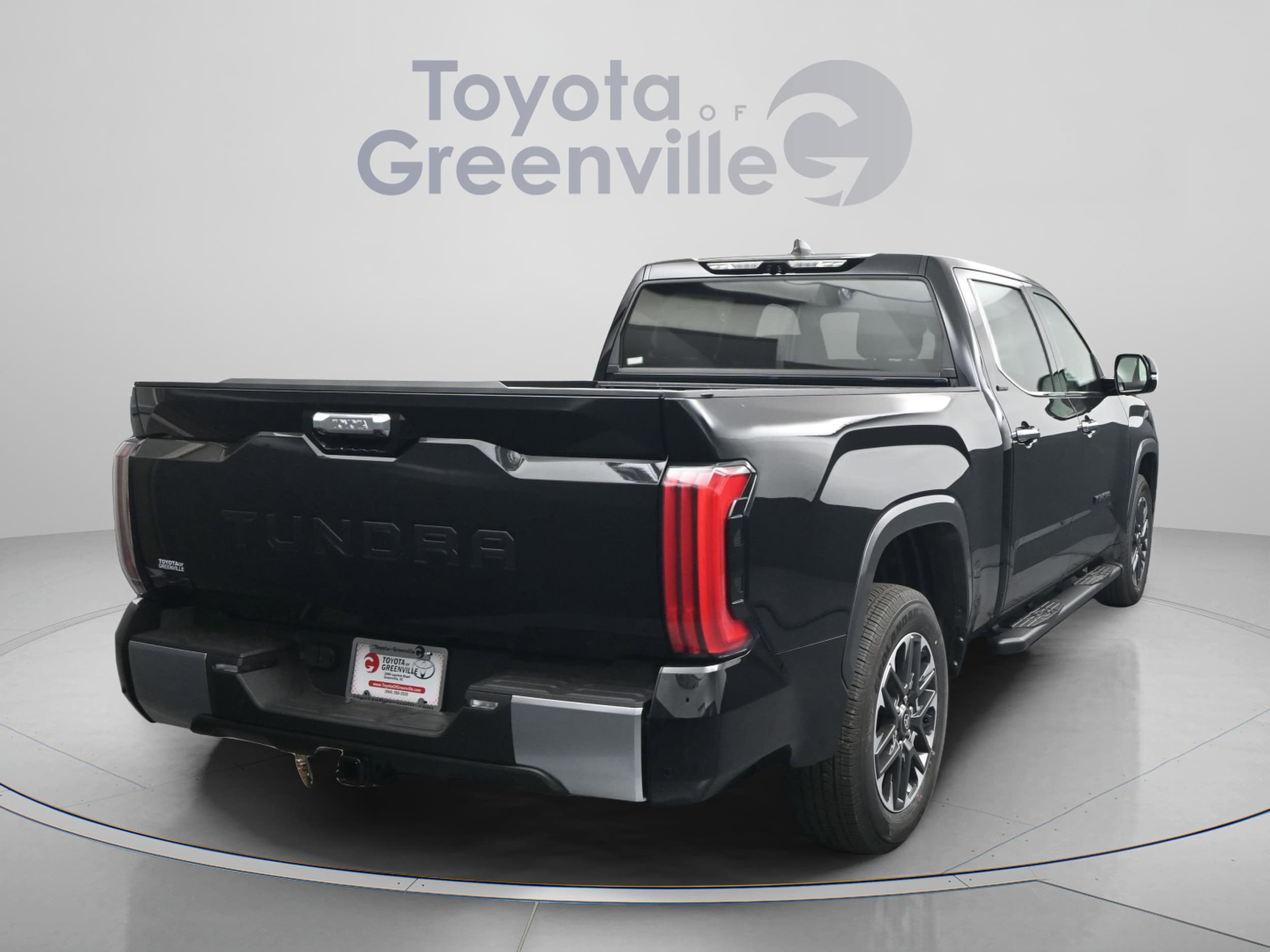 2026 Toyota Tundra Limited - Photo 12