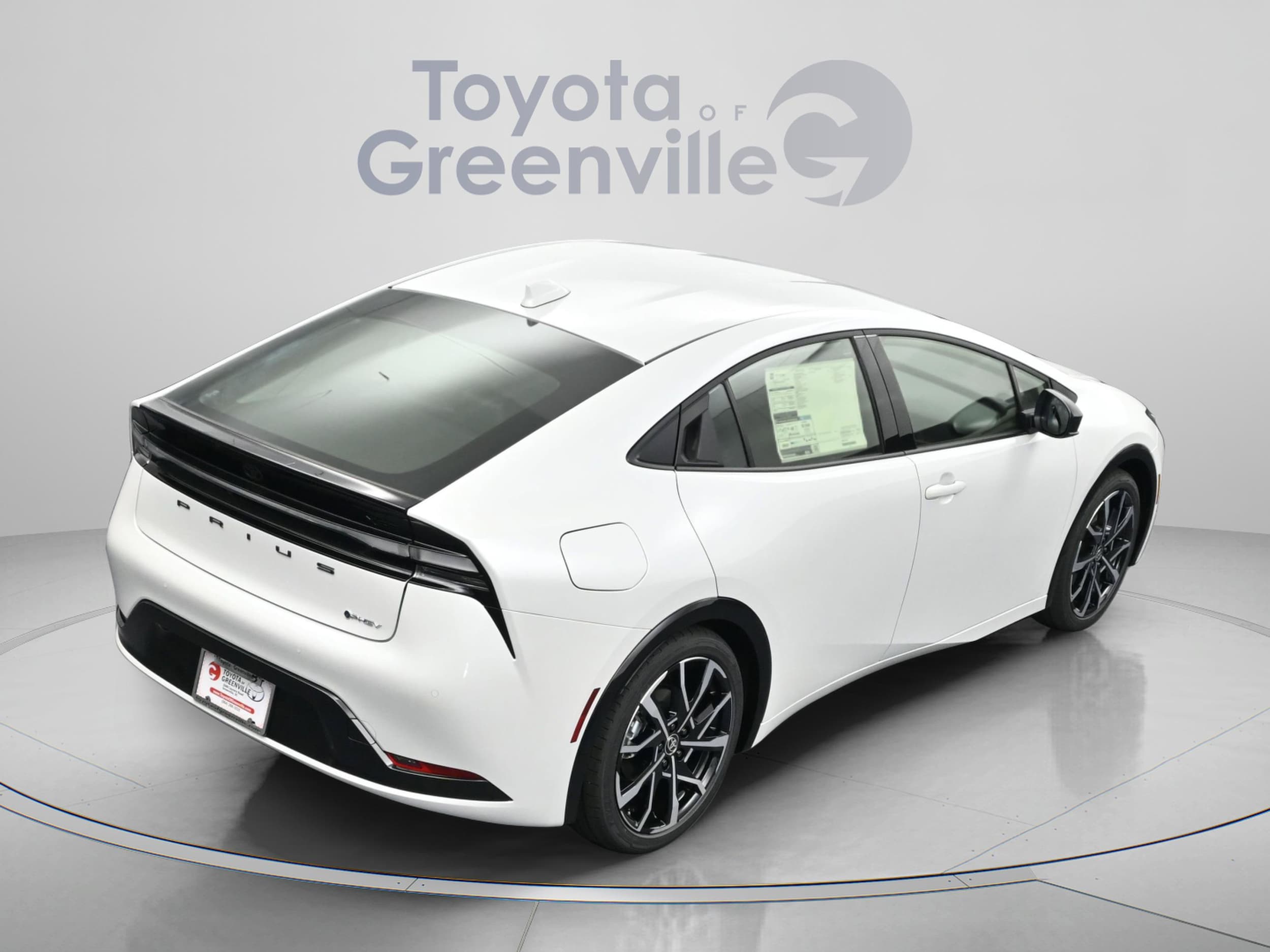2025 Toyota Prius XSE - Photo 17