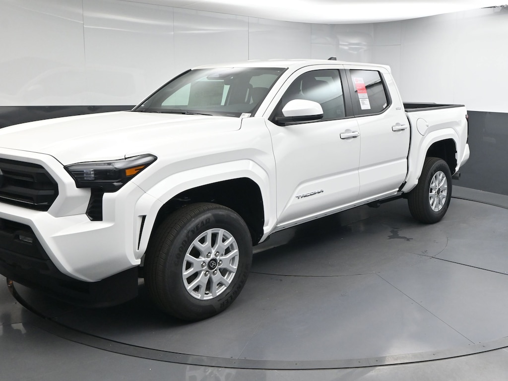 New 2025 Toyota Tacoma SR5 Truck Double Cab
