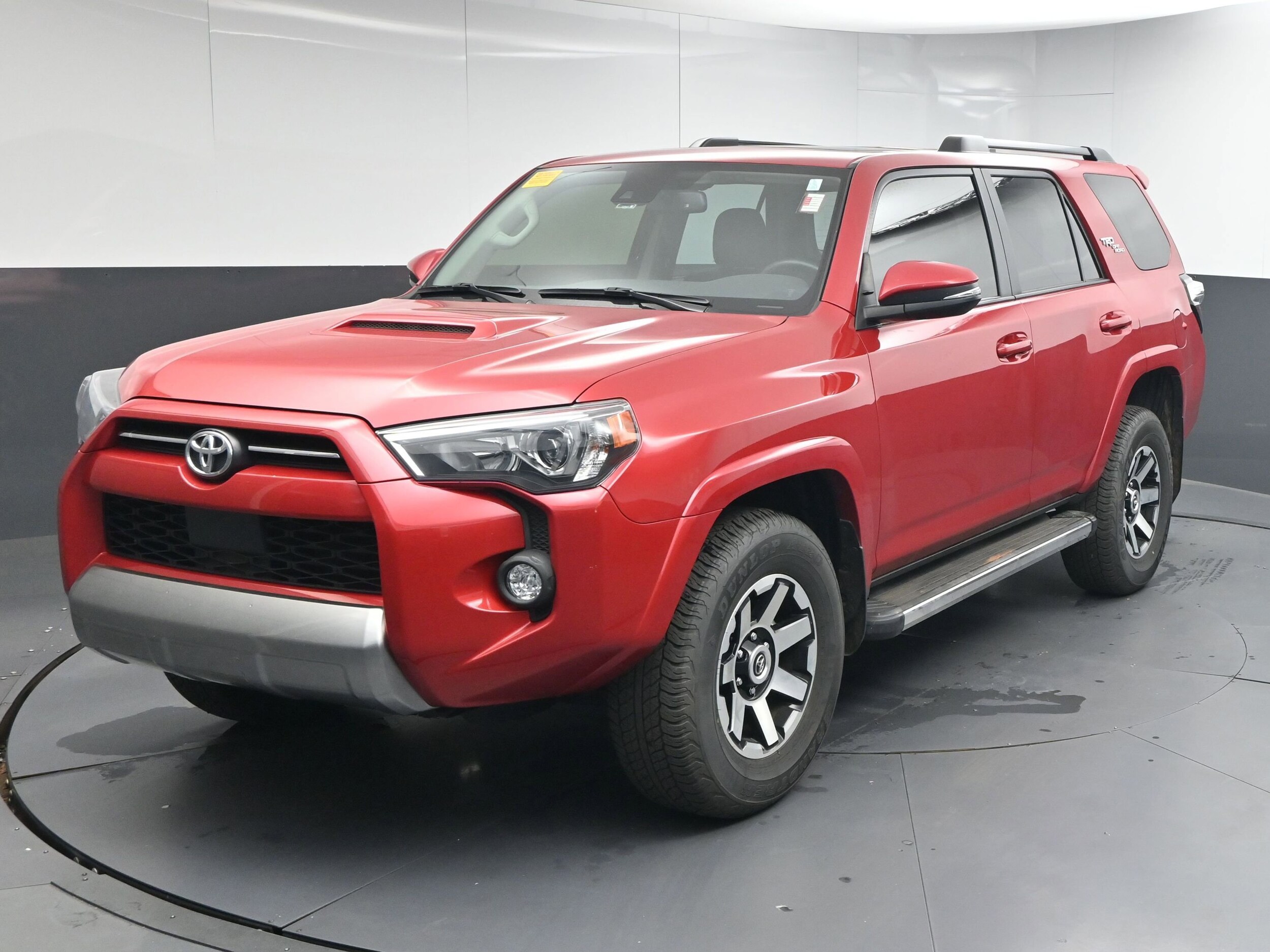 2023 Toyota 4Runner TRD photo 2