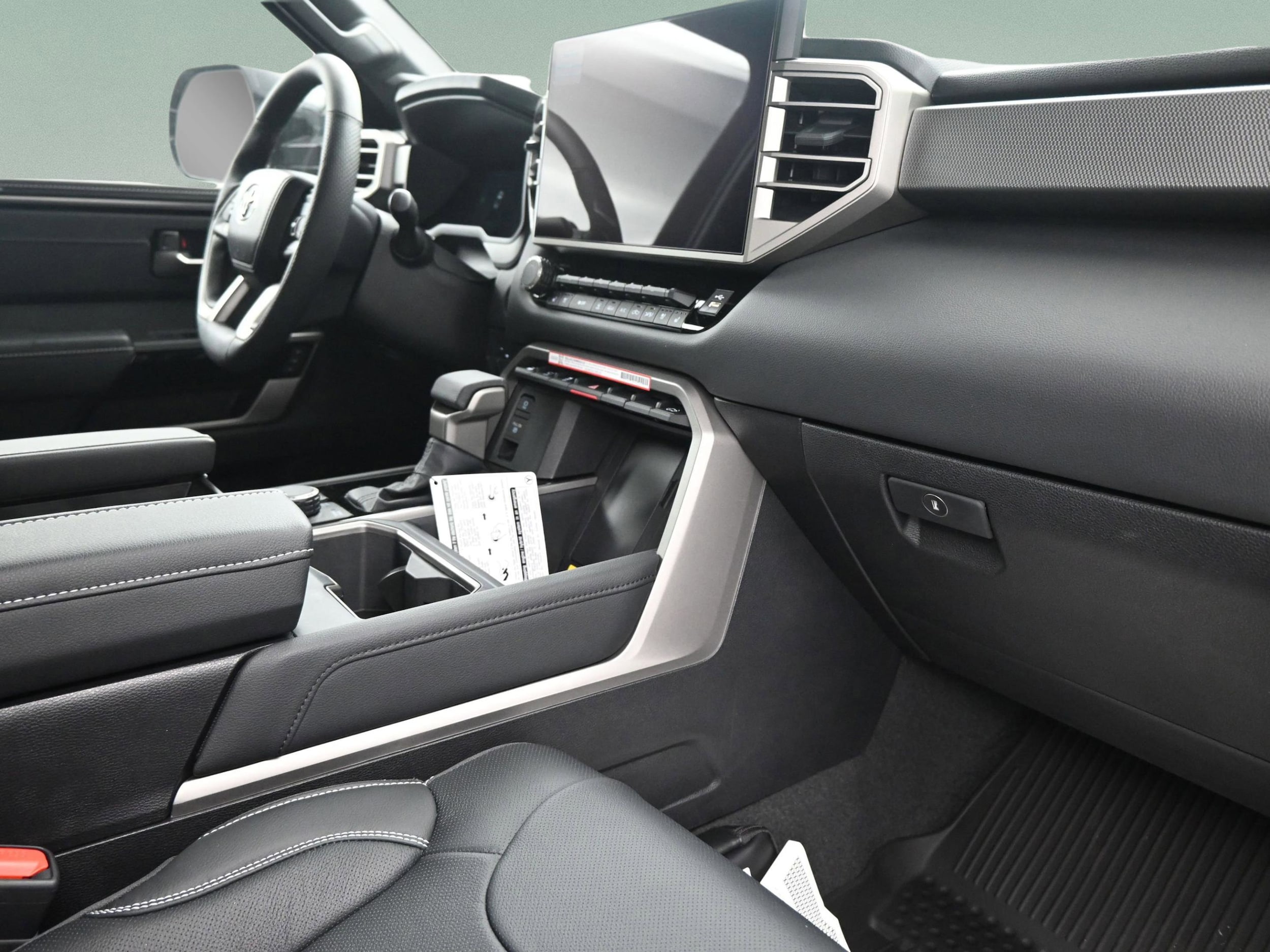 2026 Toyota Tundra Limited - Photo 34
