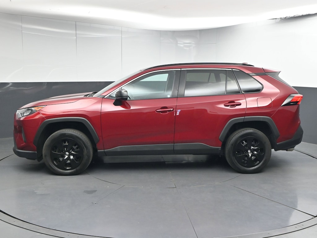 Used 2020 Toyota RAV4 LE SUV