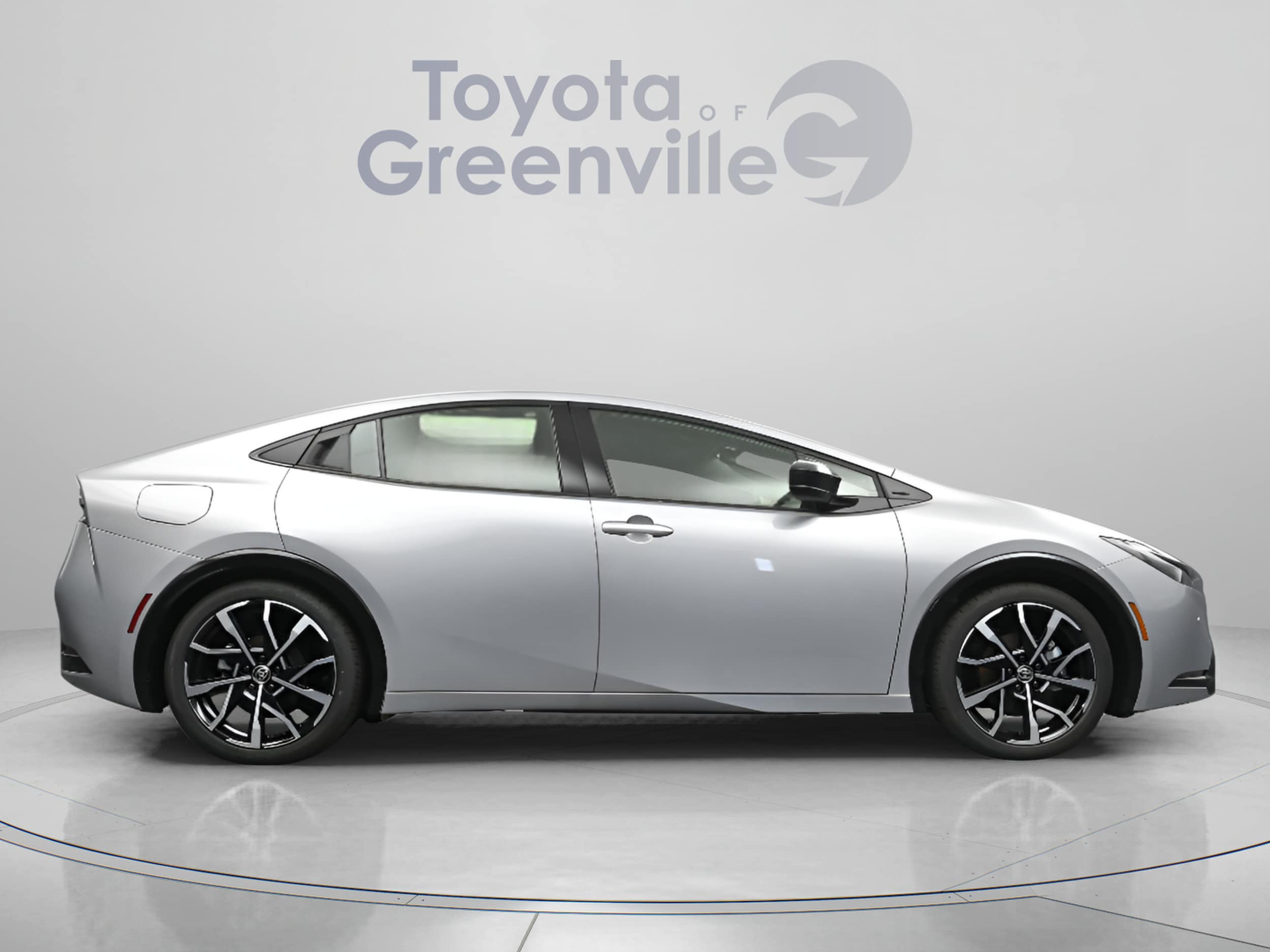 2025 Toyota Prius XSE - Photo 14