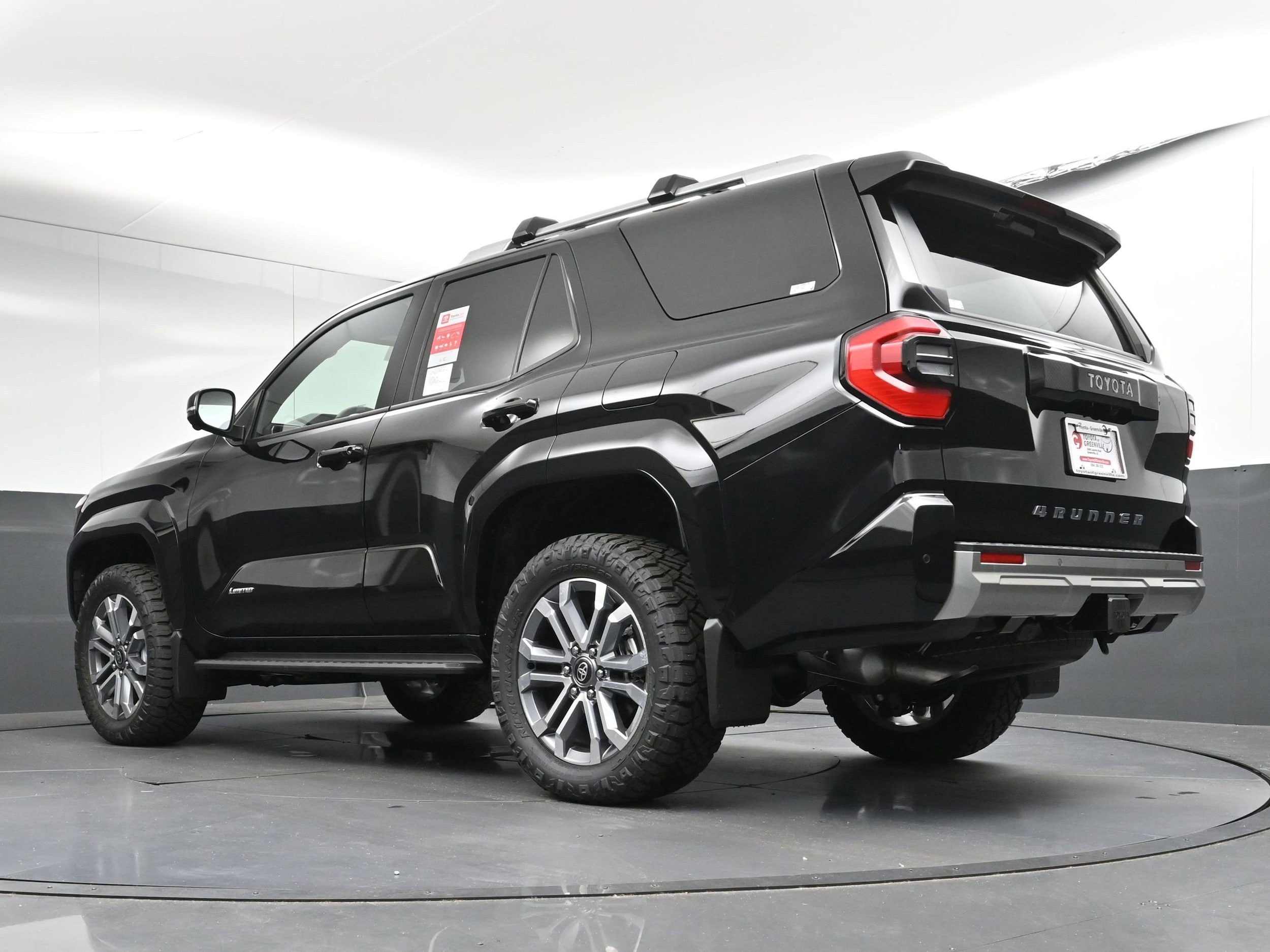 2025 Toyota 4Runner Limited - Photo 28
