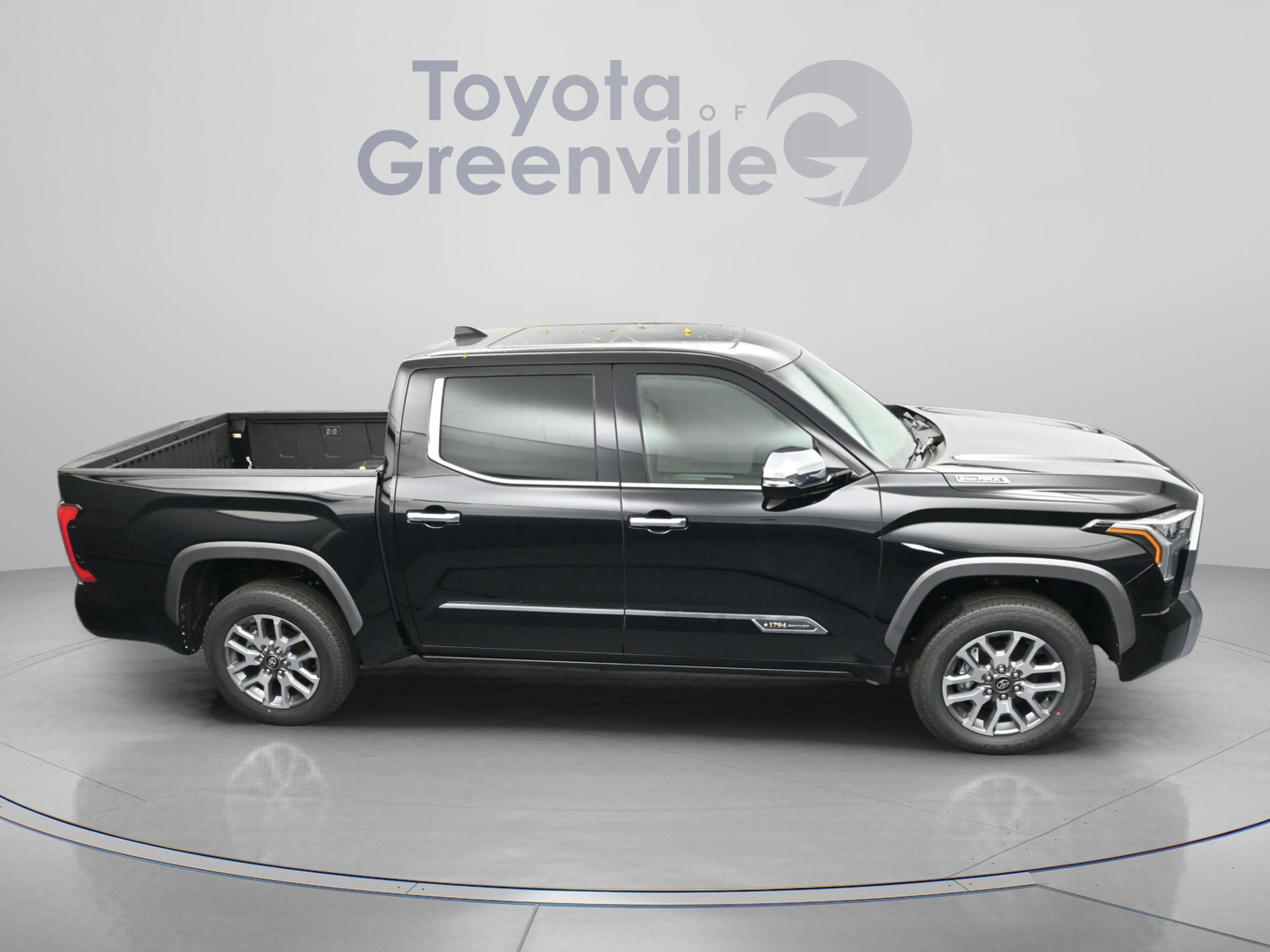 2025 Toyota Tundra 1794 Edition - Photo 16