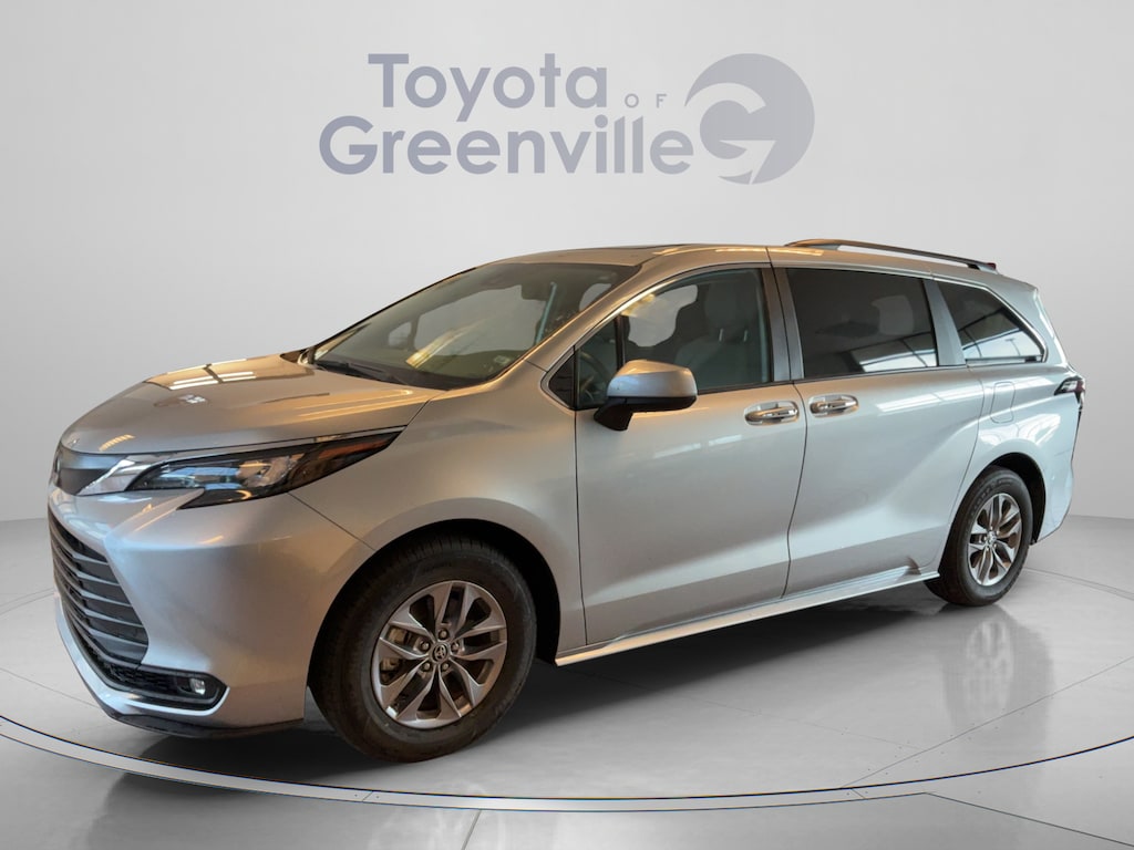 Certified 2025 Toyota Sienna XLE 8 Passenger Van Passenger Van