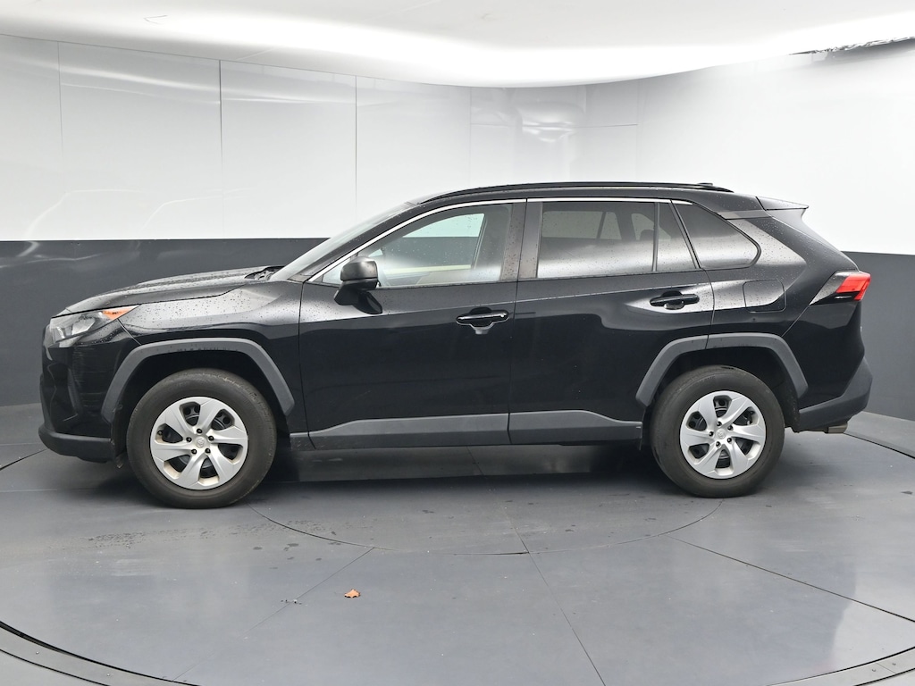 Used 2021 Toyota RAV4 LE SUV