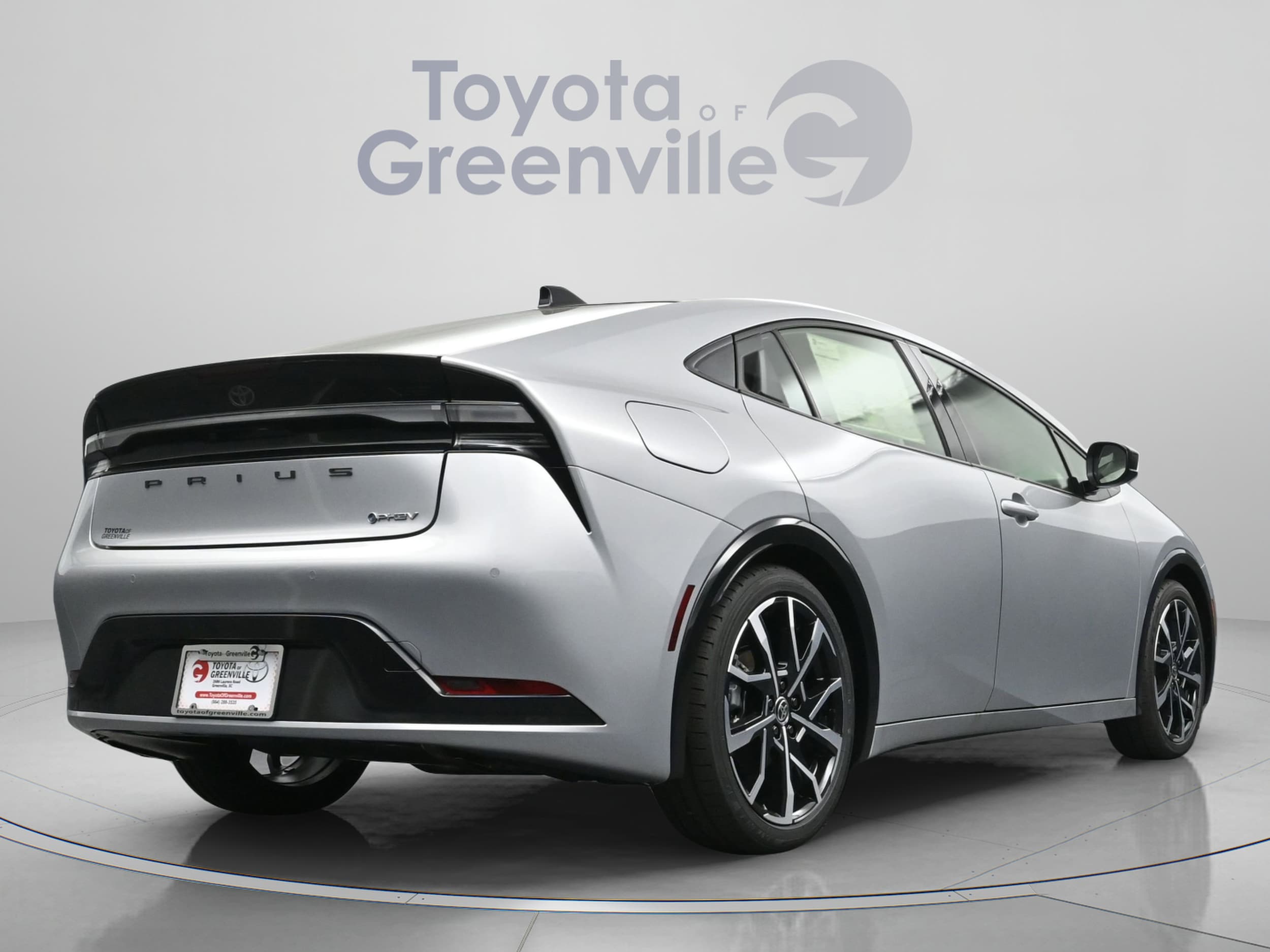 2025 Toyota Prius XSE - Photo 14