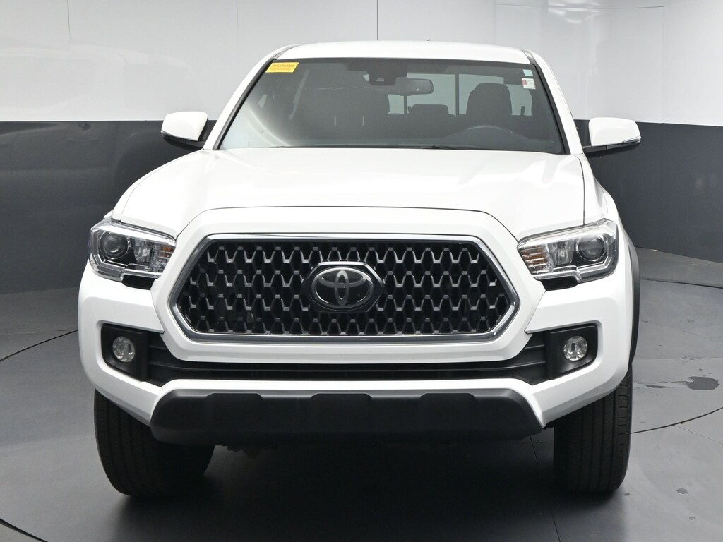 Used 2018 Toyota Tacoma Truck Double Cab