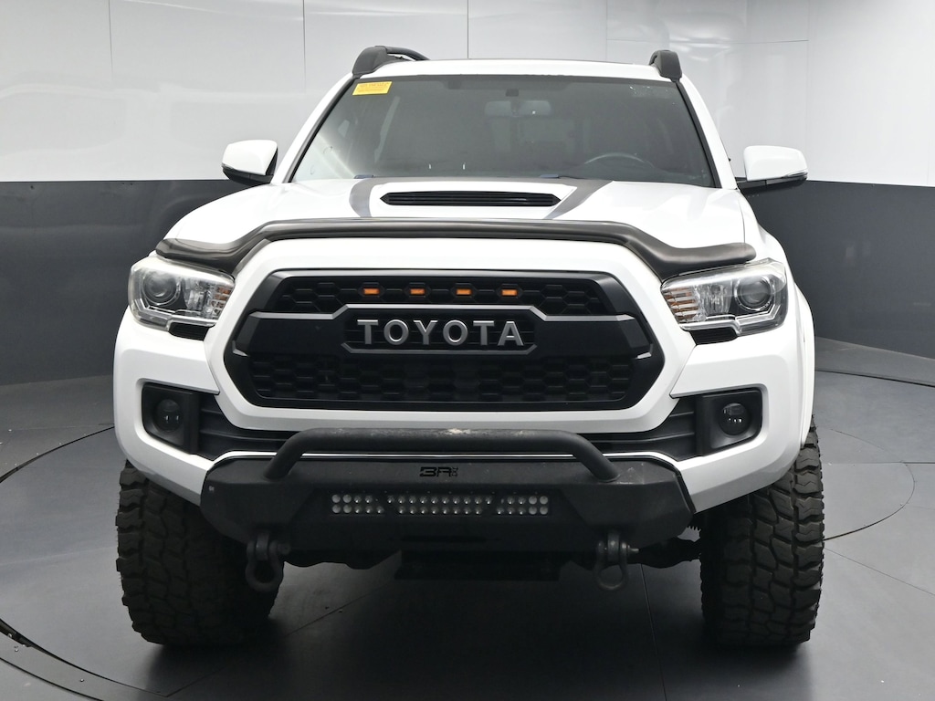 Used 2016 Toyota Tacoma Truck Double Cab