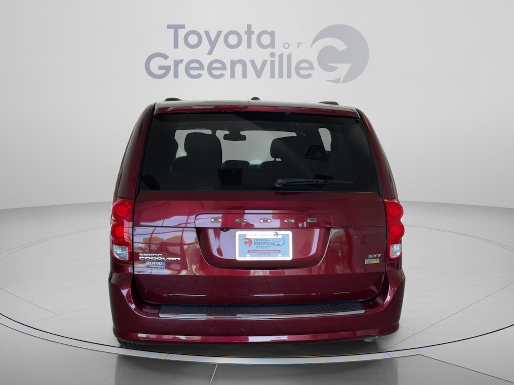 Used 2019 Dodge Grand Caravan SXT Van Passenger Van