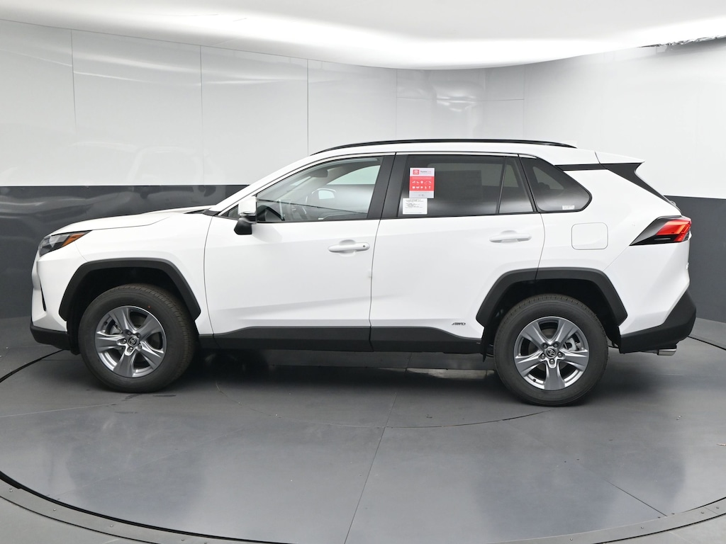 New 2025 Toyota RAV4 Hybrid XLE SUV