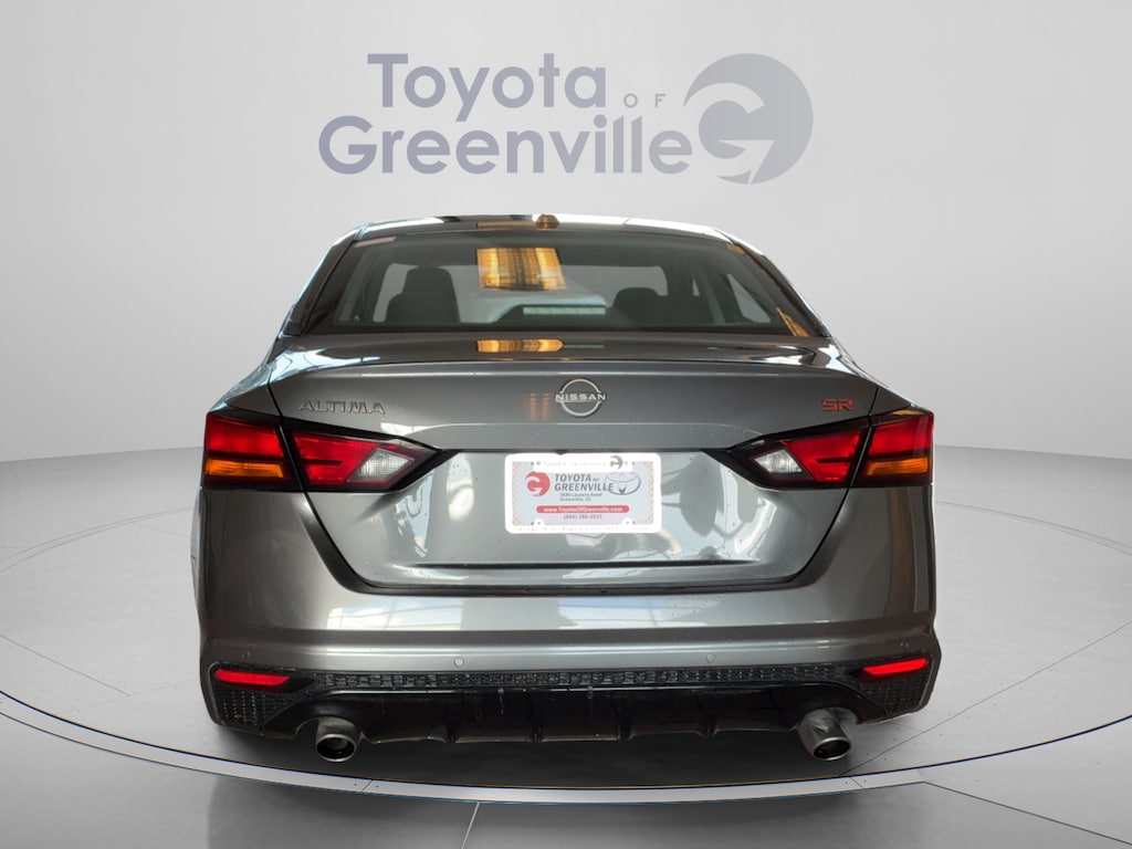 Used 2024 Nissan Altima 2.5 SR Sedan