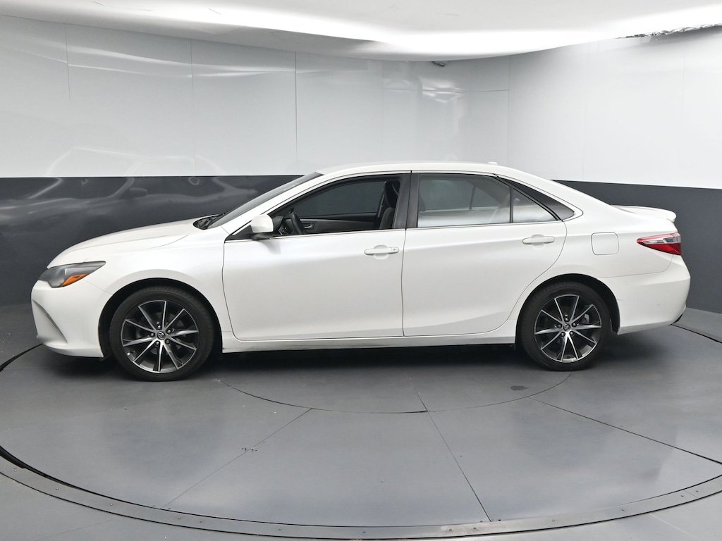 Used 2015 Toyota Camry XSE Sedan