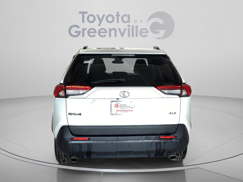 Used 2025 Toyota RAV4 XLE SUV
