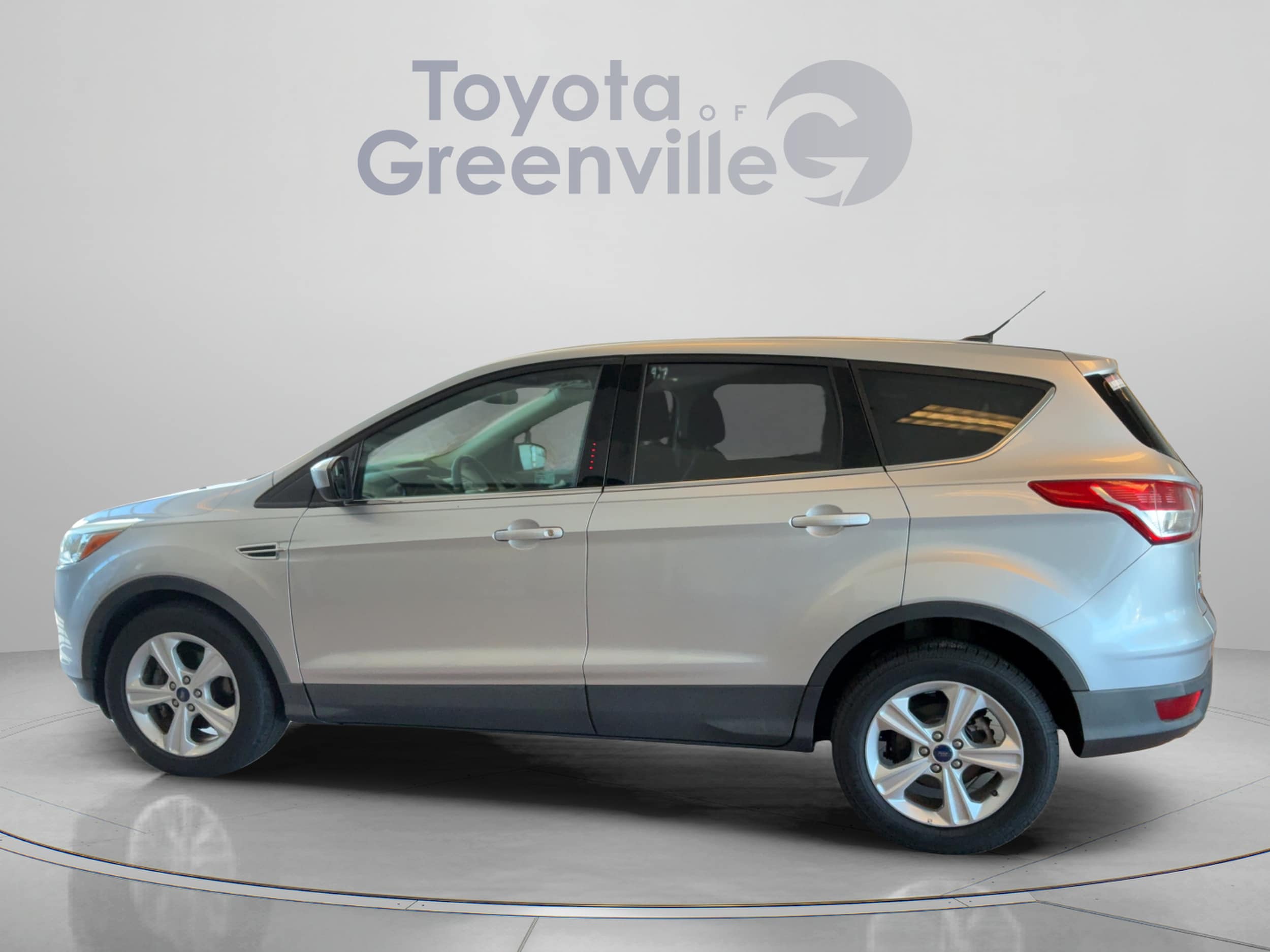 Used 2014 Ford Escape SE with VIN 1FMCU0GX0EUC69213 for sale in Greenville, SC