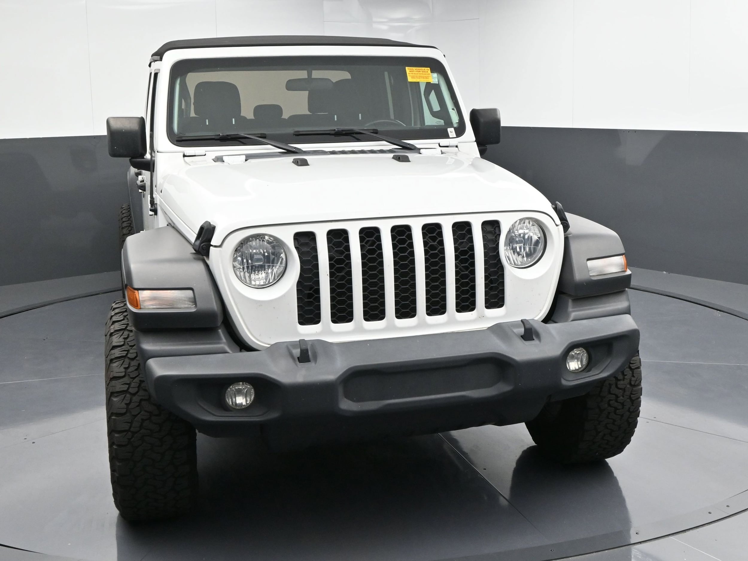 Used 2020 Jeep Gladiator Sport S with VIN 1C6HJTAG4LL133237 for sale in Greenville, SC