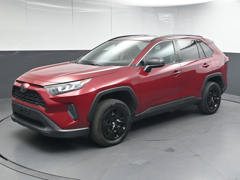Used 2020 Toyota RAV4 LE SUV