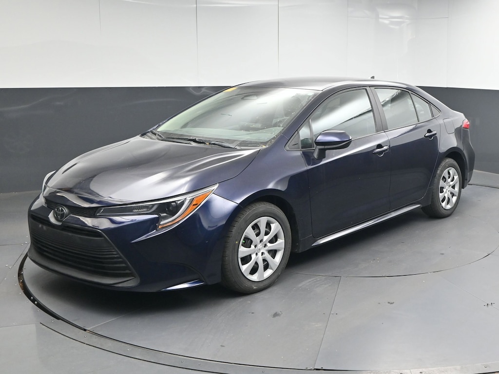 Used 2023 Toyota Corolla LE Sedan