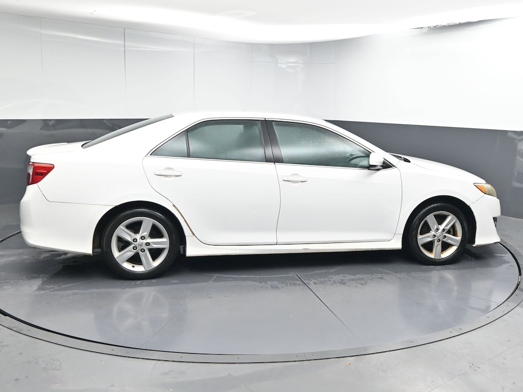 Used 2014 Toyota Camry L Sedan