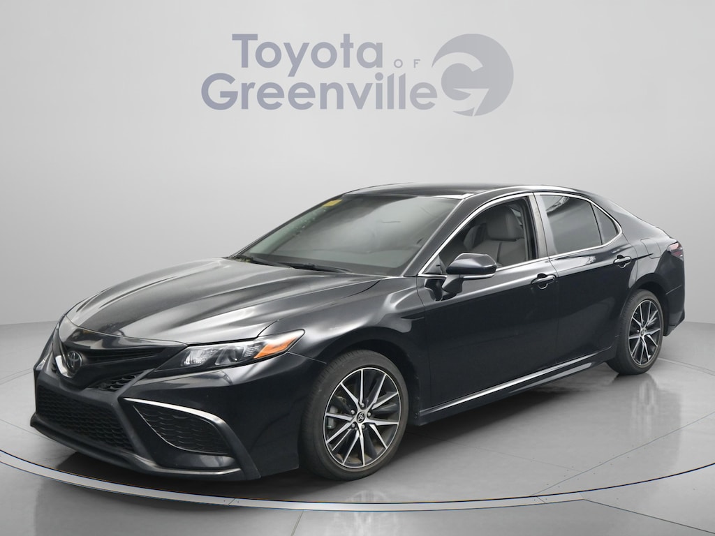 Used 2023 Toyota Camry SE Sedan