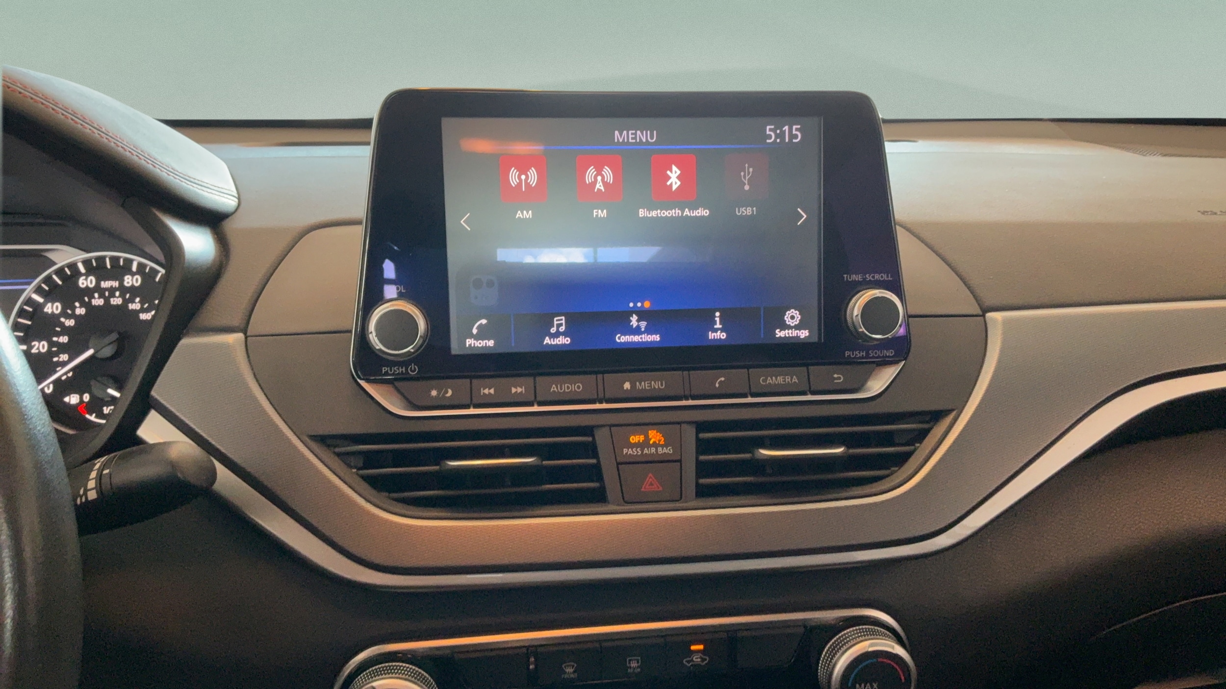 2024 Nissan Altima SR - Photo 14