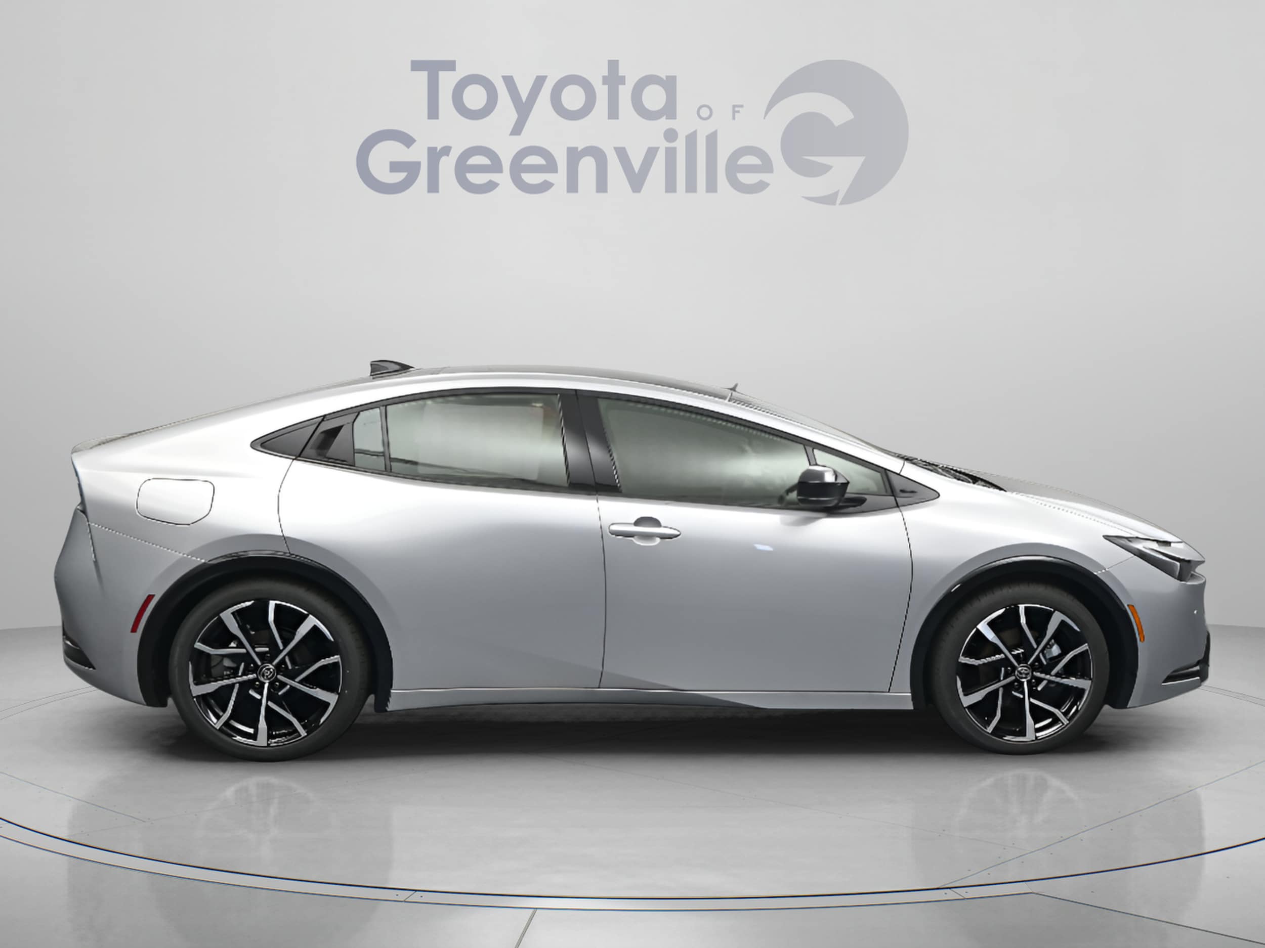 2025 Toyota Prius XSE - Photo 16
