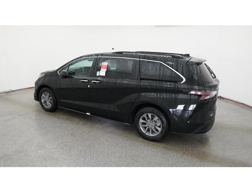 New 2026 Toyota Sienna XLE Van Passenger Van