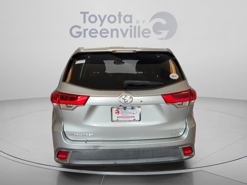 Used 2019 Toyota Highlander Limited V6 SUV