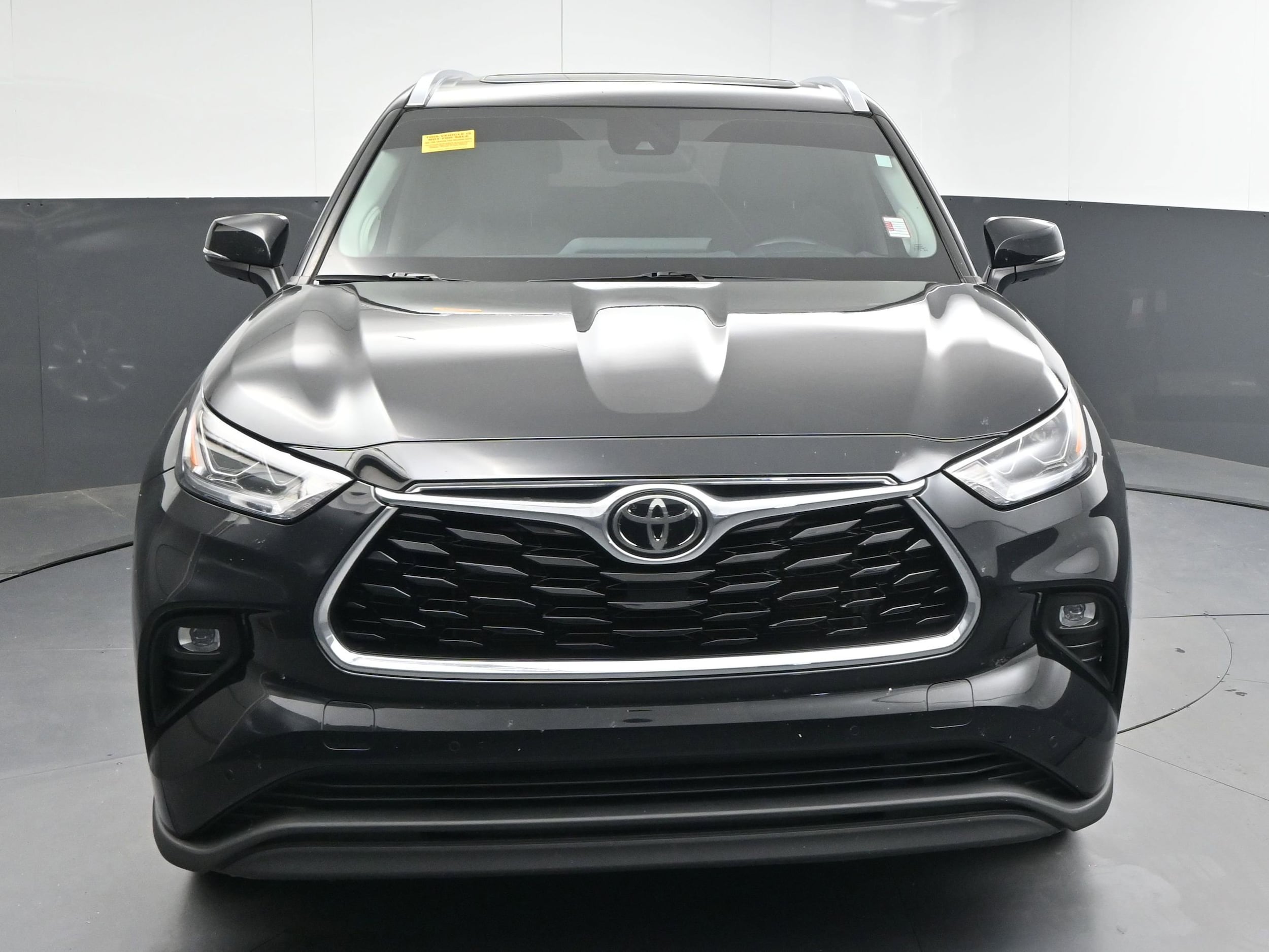 Used 2023 Toyota Highlander Limited with VIN 5TDKDRAH2PS005861 for sale in Greenville, SC