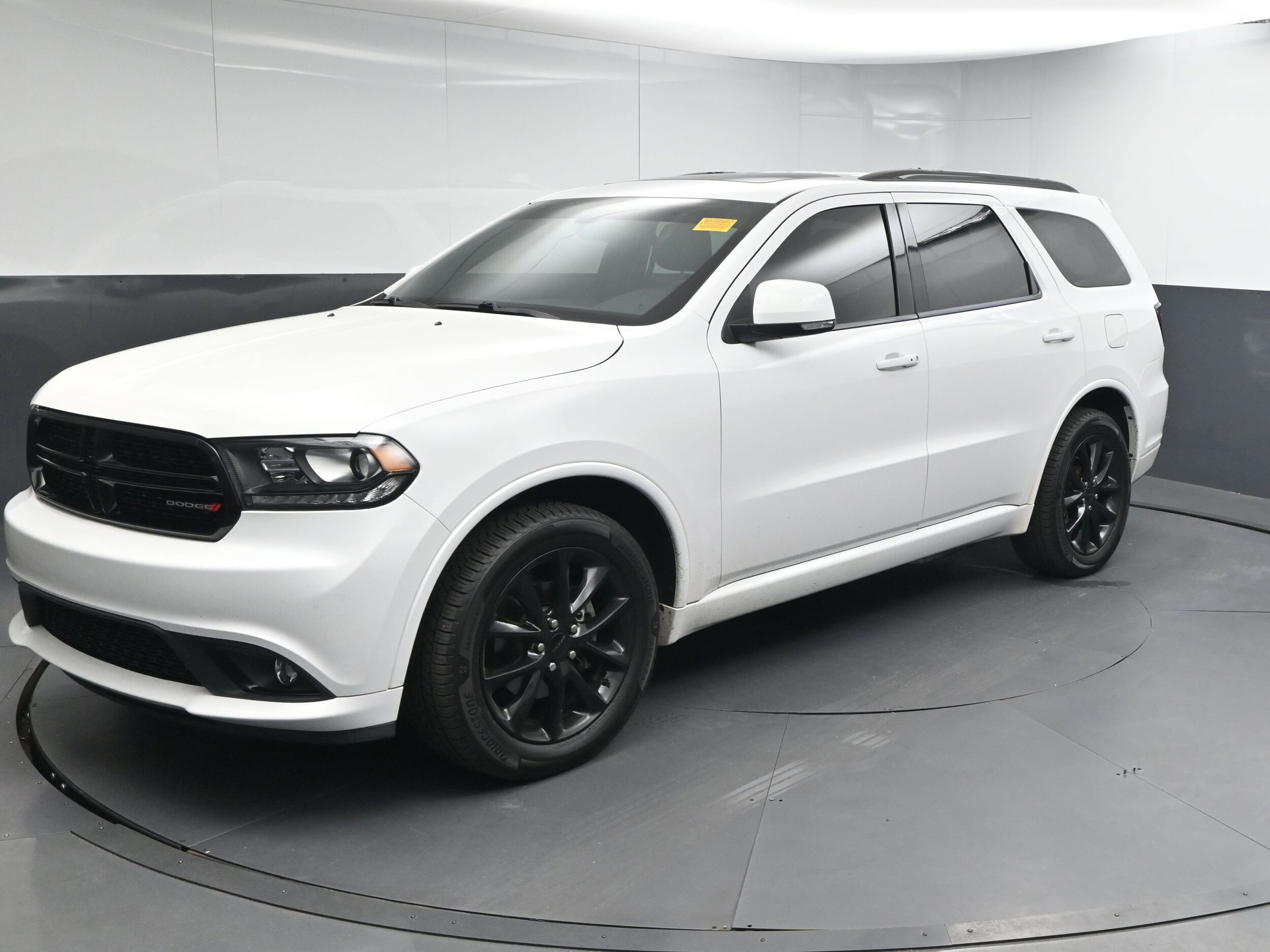 2017 Dodge Durango GT photo 3