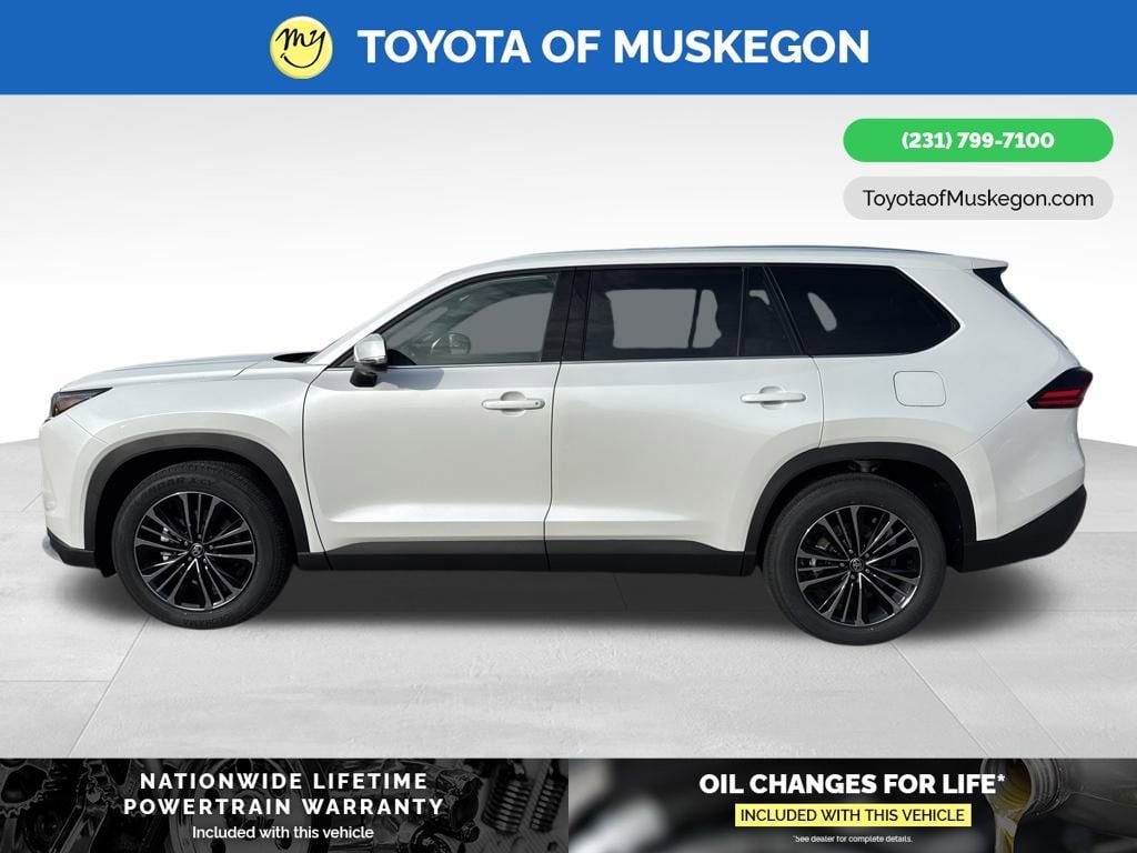 2026 Toyota Highlander Hybrid Platinum photo 3