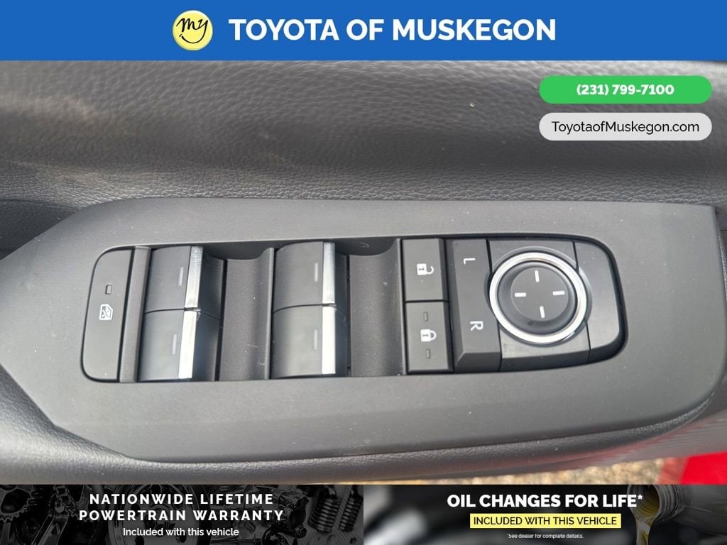 2026 Toyota Prius Plug-in Hybrid XSE Premium - Photo 12