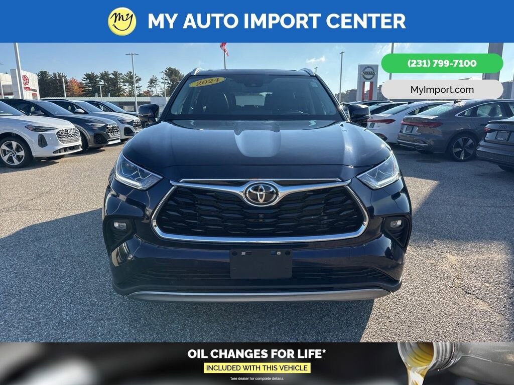Used 2024 Toyota Highlander Platinum SUV