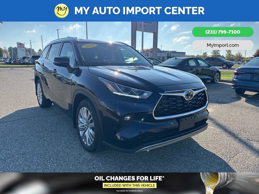 Used 2024 Toyota Highlander Platinum SUV