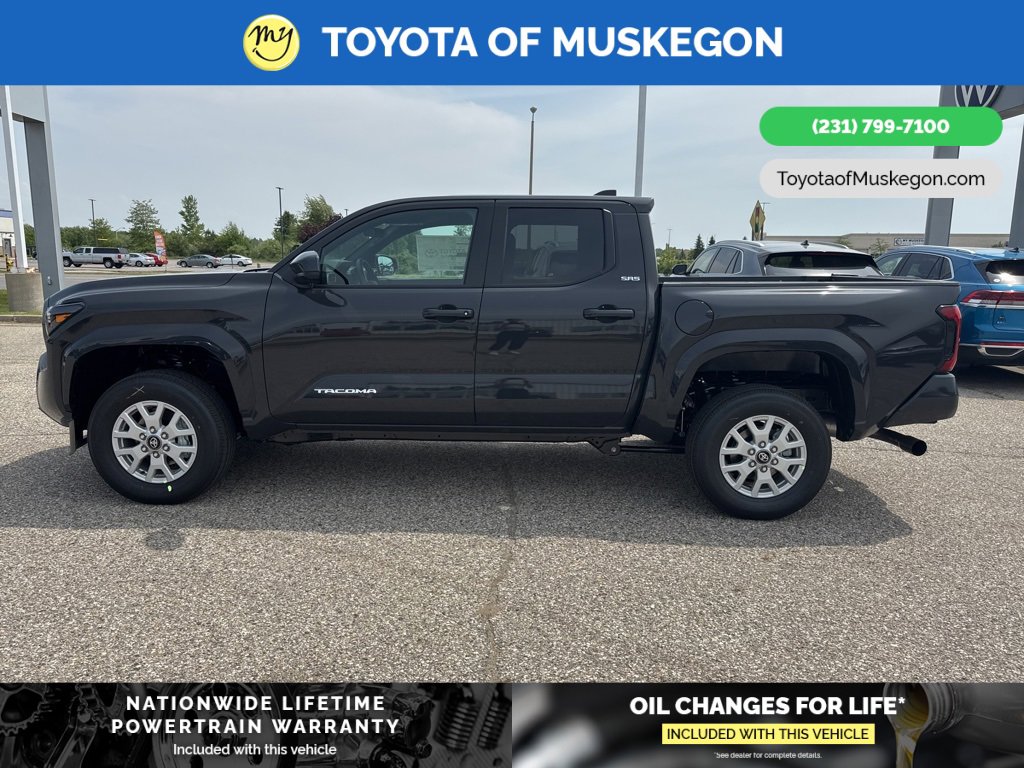 2025 Toyota Tacoma SR5 Double Cab photo 3