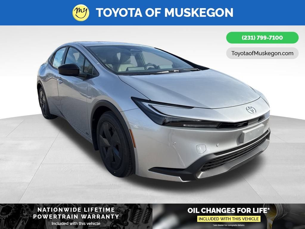 2026 Toyota Prius LE's photo