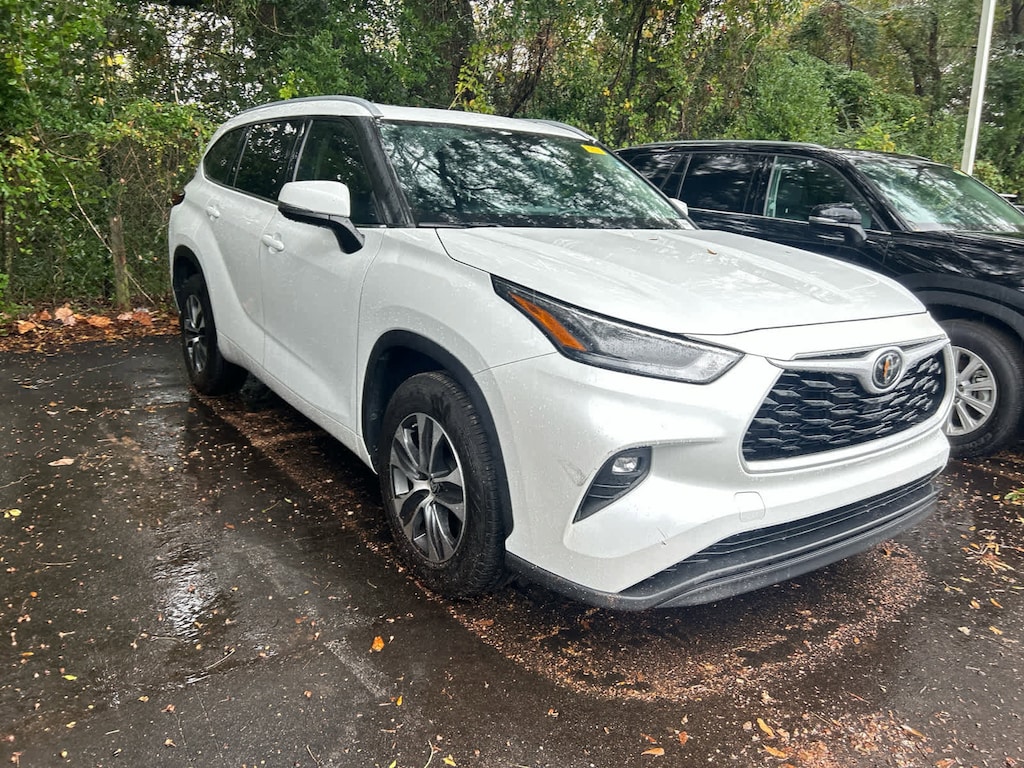 Certified 2022 Toyota Highlander XLE SUV