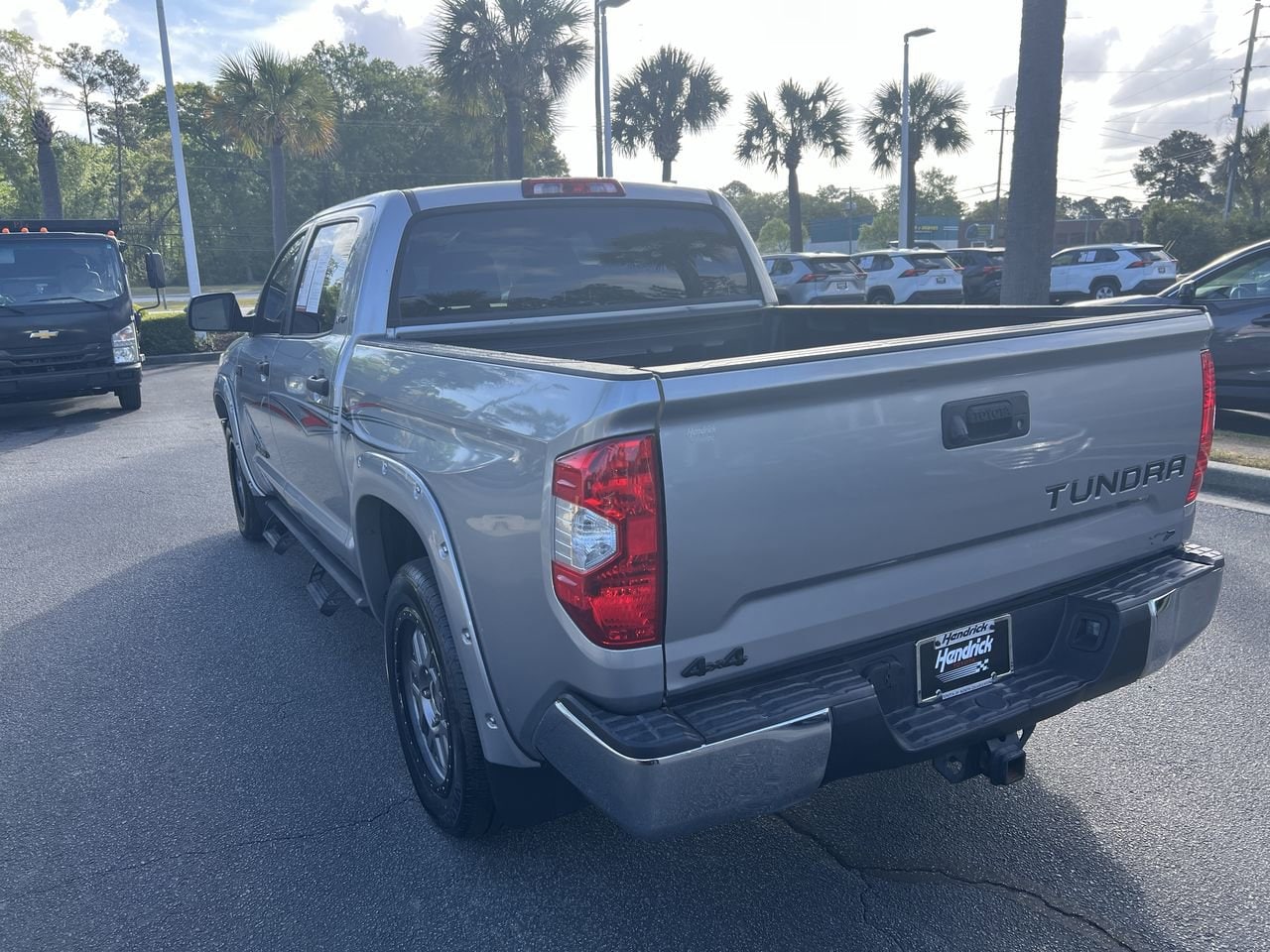 2018 Toyota Tundra SR5 photo 3
