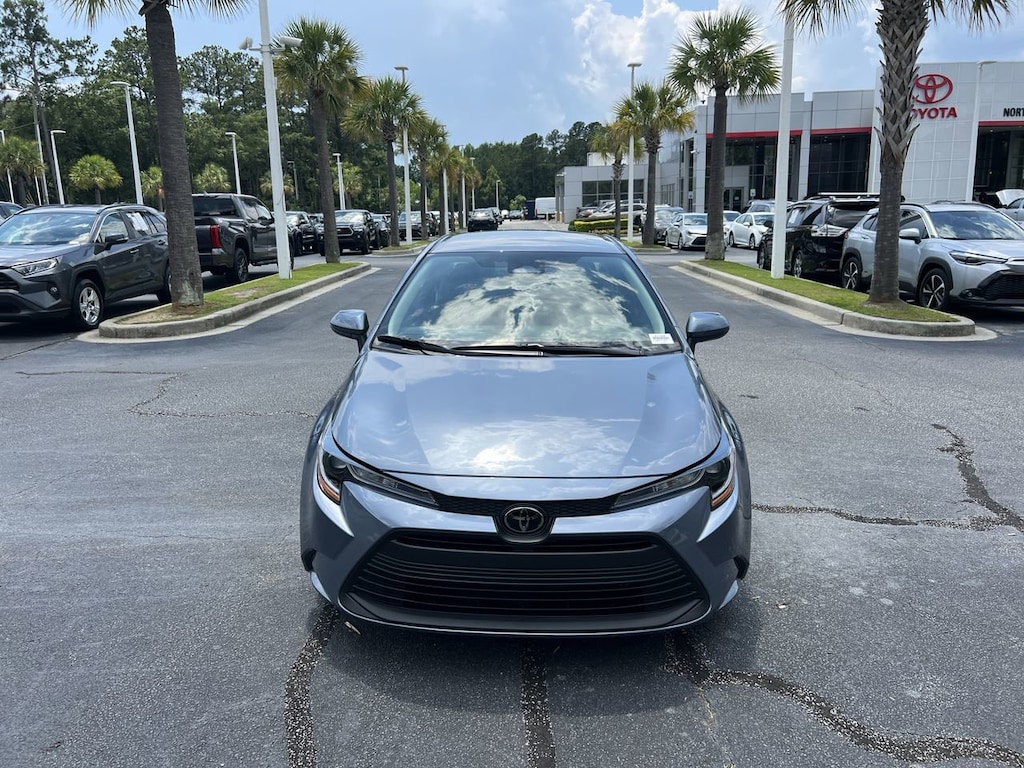 Certified 2025 Toyota Corolla LE Sedan