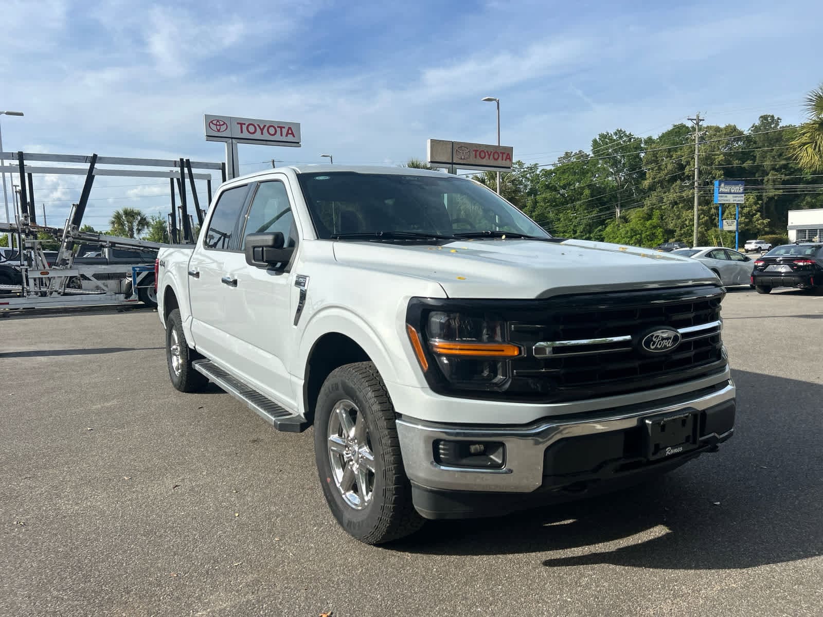 2025 Ford F-150 XLT photo 5