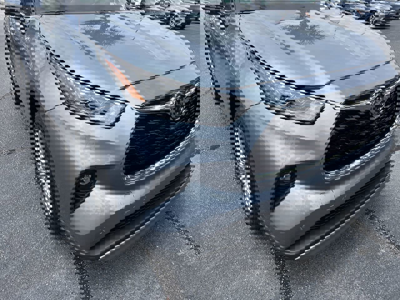 2024 Toyota Highlander Platinum