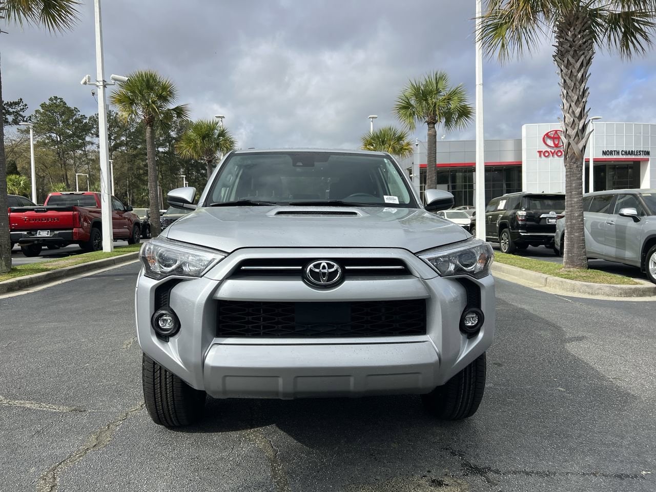 2024 Toyota 4Runner TRD Off Road photo 2
