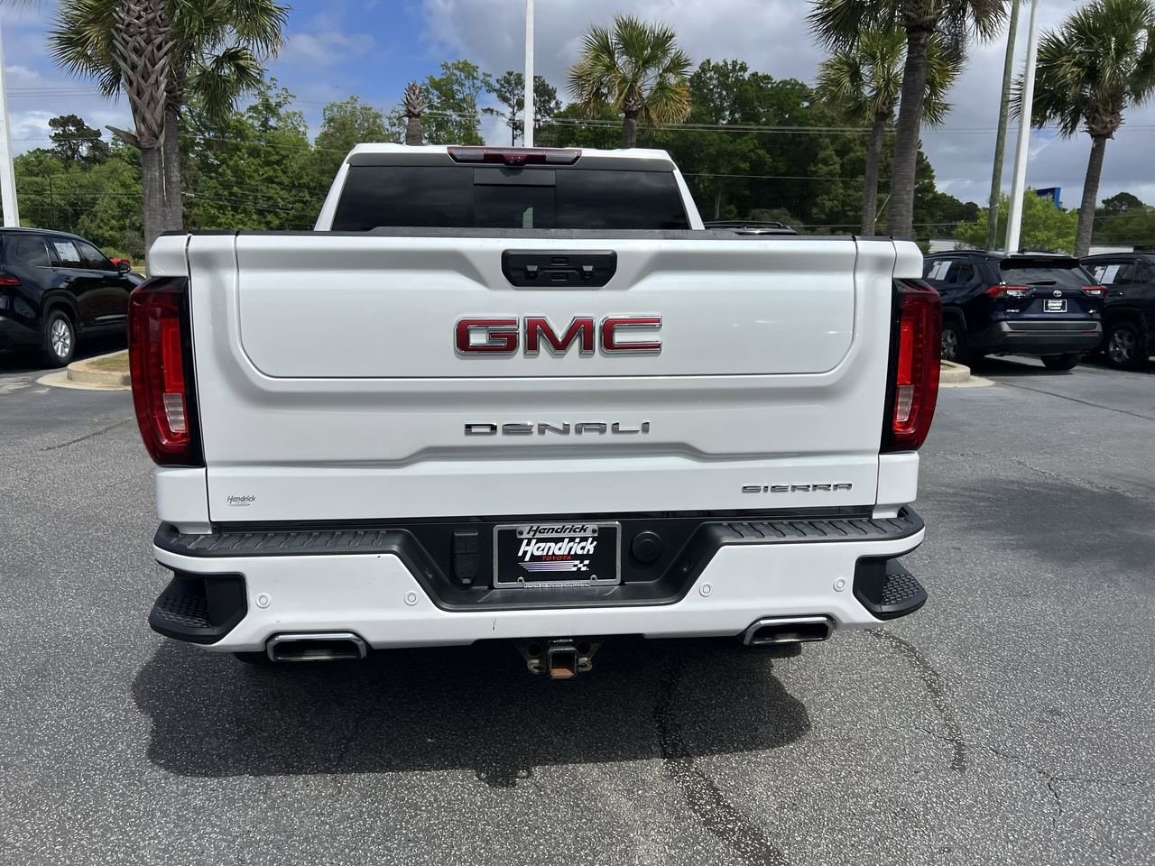 2024 GMC Sierra 1500 Denali photo 3