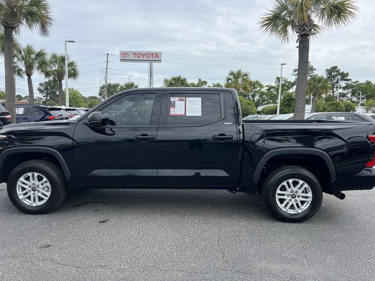 2023 Toyota Tundra SR5 photo 5