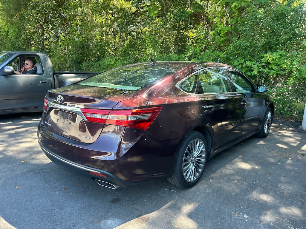 Used 2016 Toyota Avalon Limited Sedan